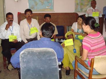 A vivid role play in an ecosan course in India. Role plays are especially useful to round up a week of learning and force participants to put their acquired knowledge into practice. Furthermore, role plays can break monotonous lecture sessions as they are a lot of fun. Source: KROPAC 2007